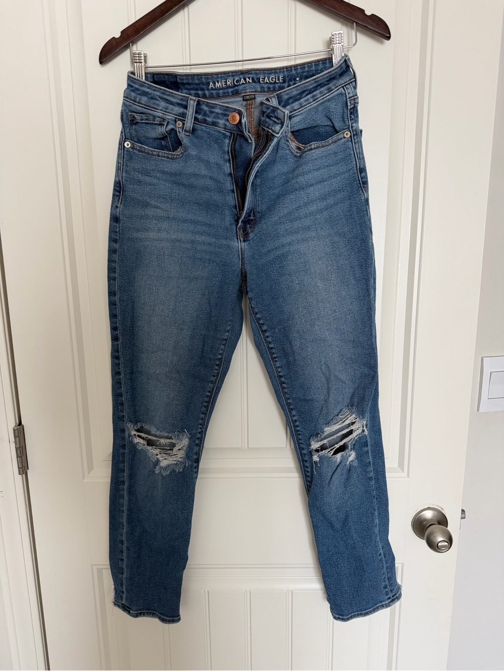 American Eagle Outfitters Women's Medium Blue Distressed Boyfriend Jeans